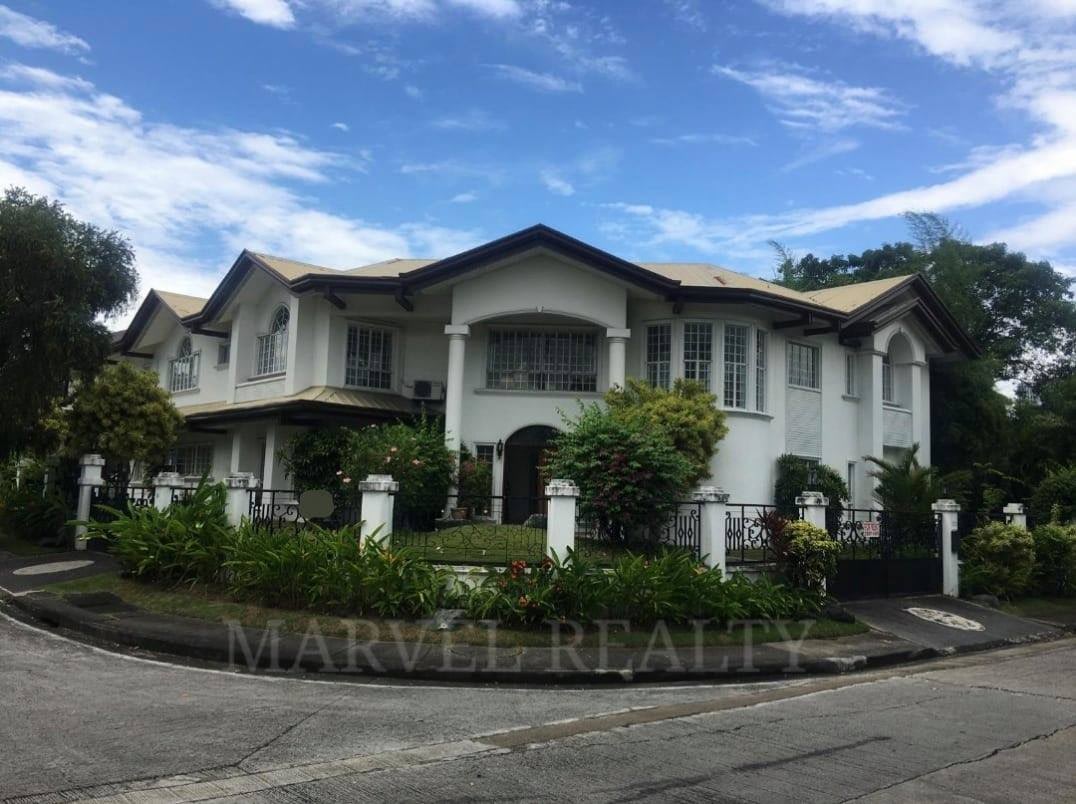 For Lease 4BR H&L in AAV