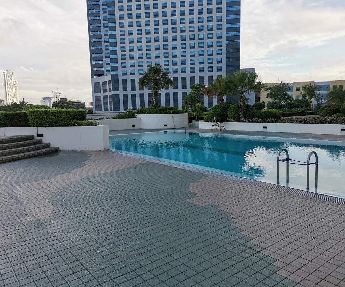 2BR For Lease/Sale in Boni Ridge