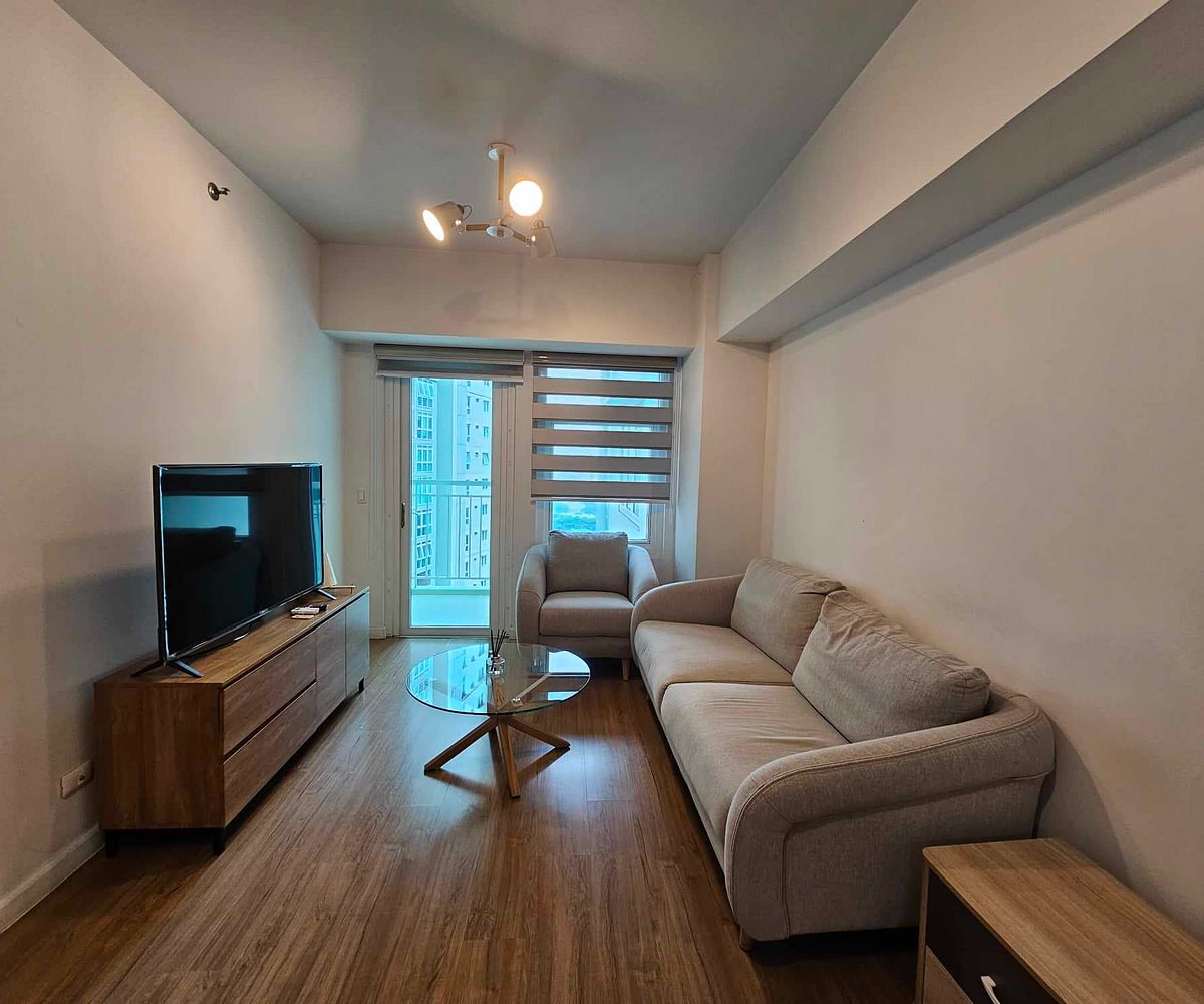 Condo Unit at Meranti Two Serendra for Sale
