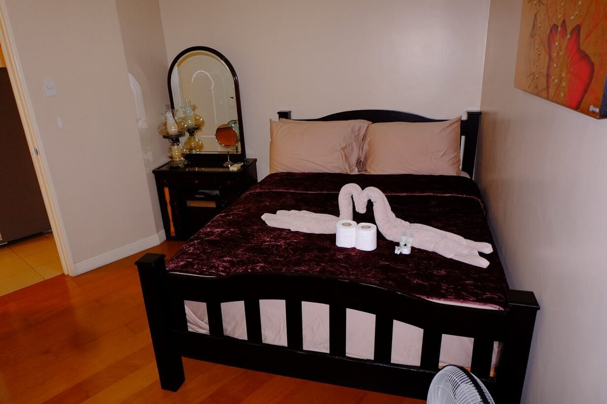 For Lease 1BR in One Rockwell