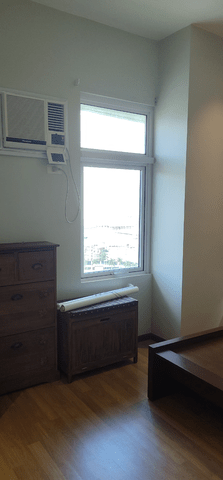 ease 3BR Loft Type in Encino Two Serendra