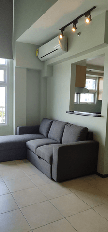 ease 3BR Loft Type in Encino Two Serendra