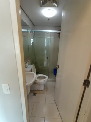 For Lease/Sale 2BR in Aston, Two Serendra