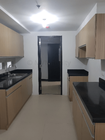 For Sale 3BR in Two Maridien