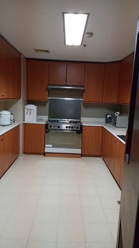 For Lease/Sale 2BR in Greenhills Eisenhower
