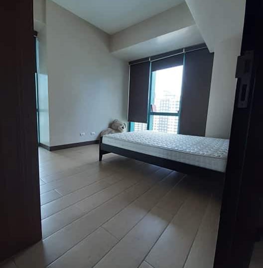1BR For Lease in 8Forbestown