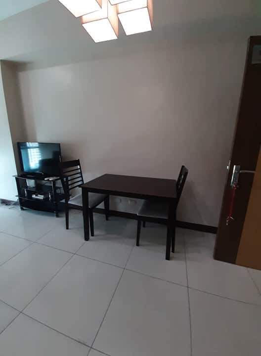 1BR For Lease in 8Forbestown