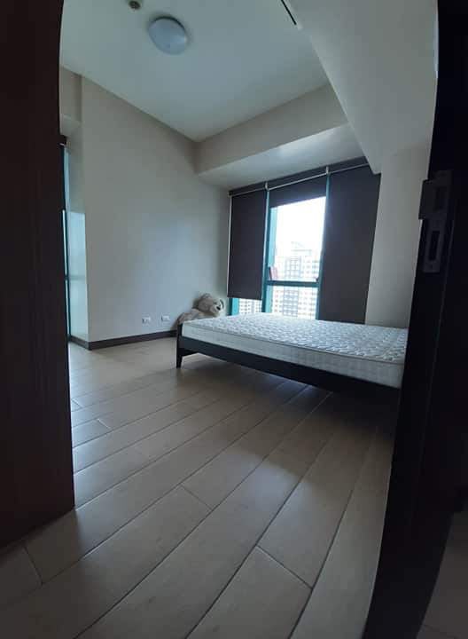 1BR For Lease in 8Forbestown