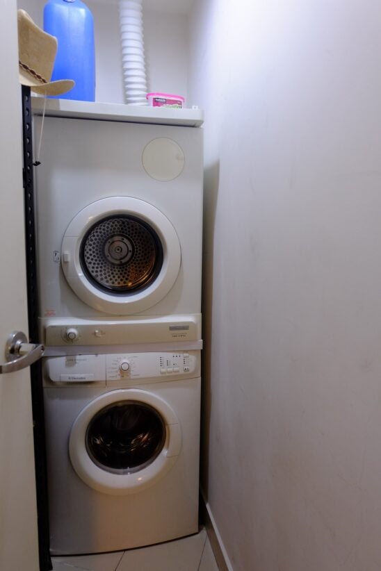 For Lease 1BR in One Rockwell