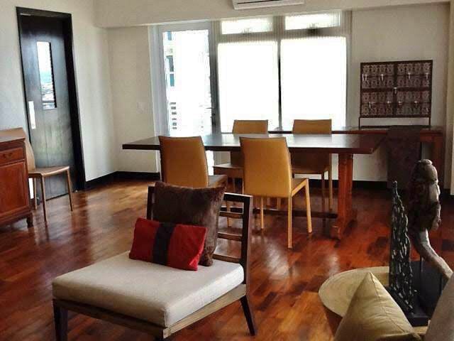 Mahogany One Serendra Unit for Rent