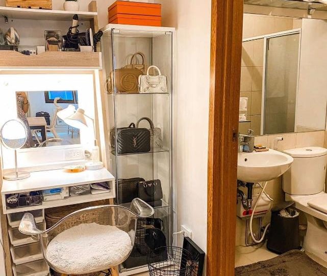 Icon Plaza Unit for Sale