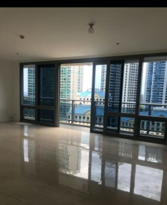 3BR For Lease/Sale in The Suites