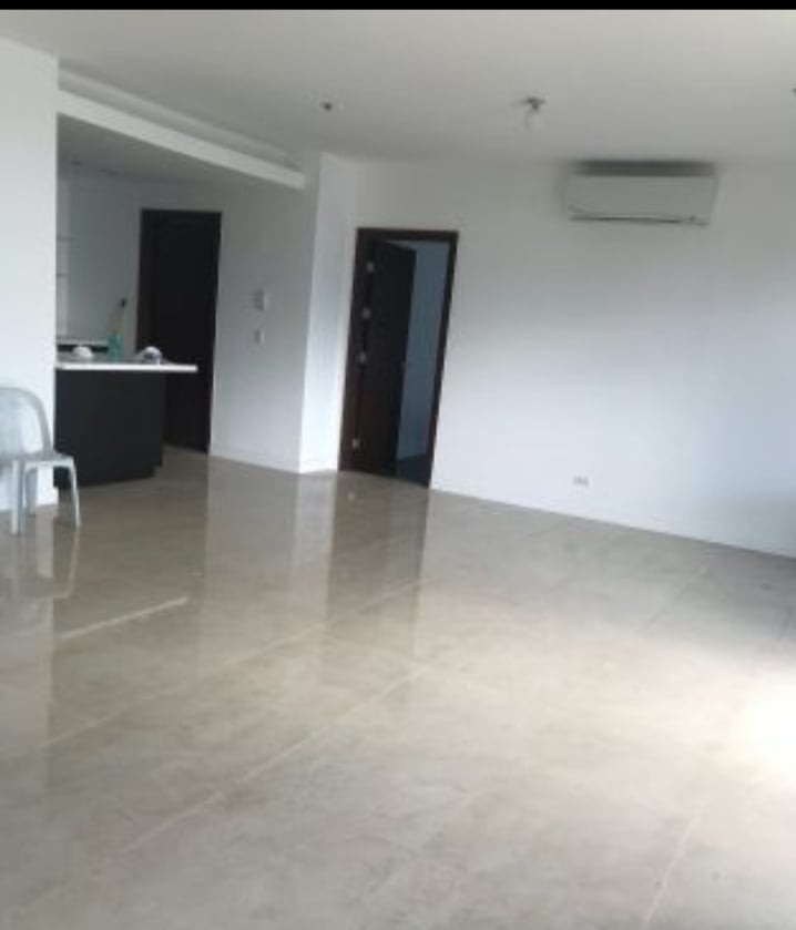 3BR For Lease/Sale in The Suites