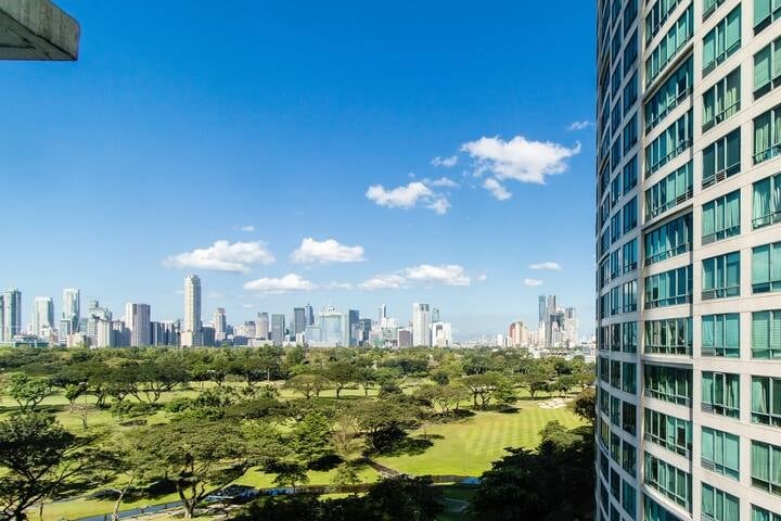 2BR with Golf Course View in Bellagio 2
