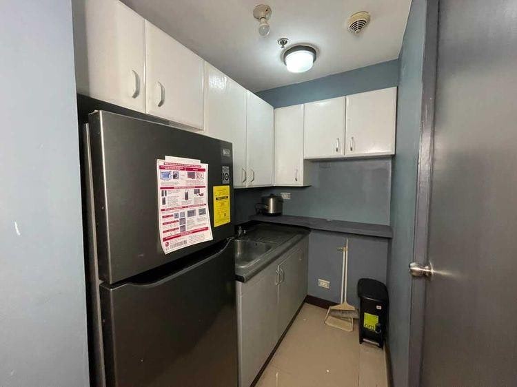 For Lease/Sale Studio in Eastwood Parkview