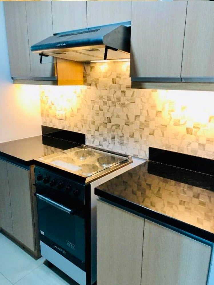1BR For Lease/Sale in Meranti, Two Serendra