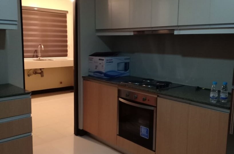 3BR in Salcedo SkySuites For Sale