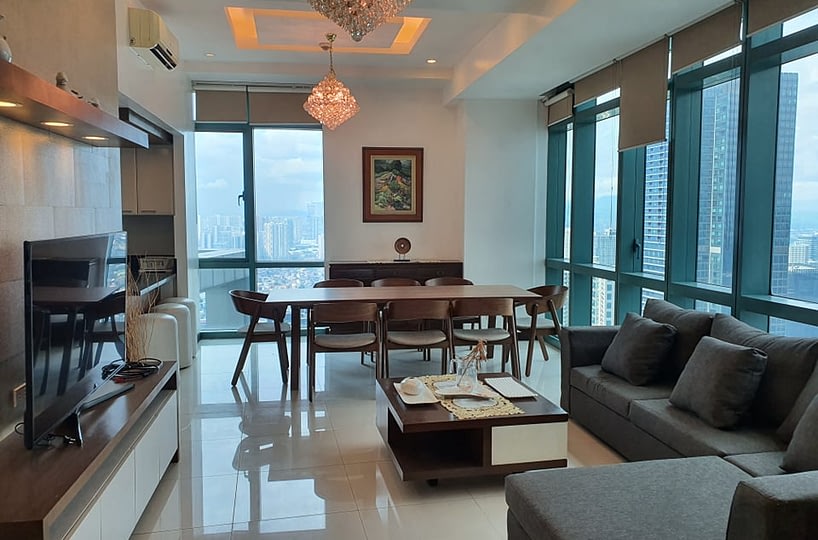 3BR Penthouse For Lease in 8 Forbestown