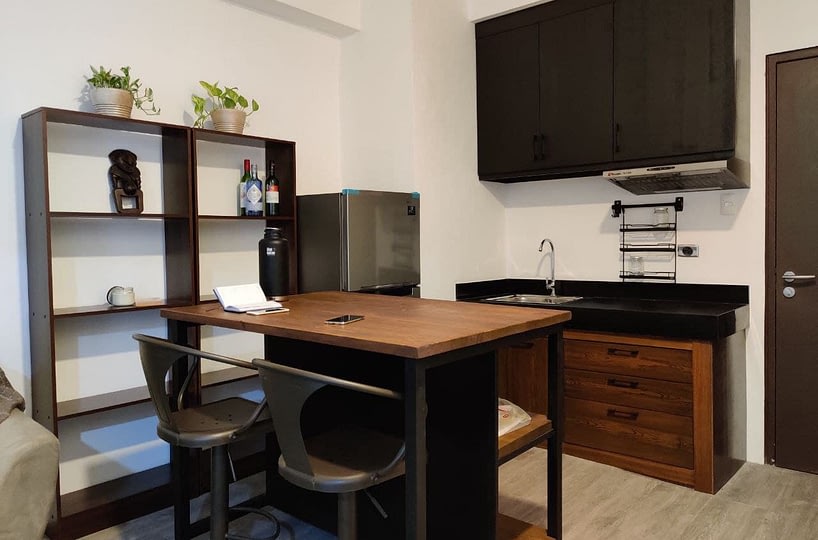 For Lease 2BR in The Pearl Place