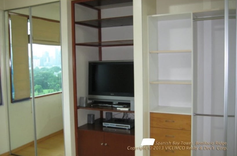 2BR For Lease/Sale in Boni Ridge