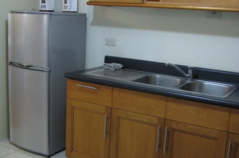 2BR For Lease/Sale in Boni Ridge