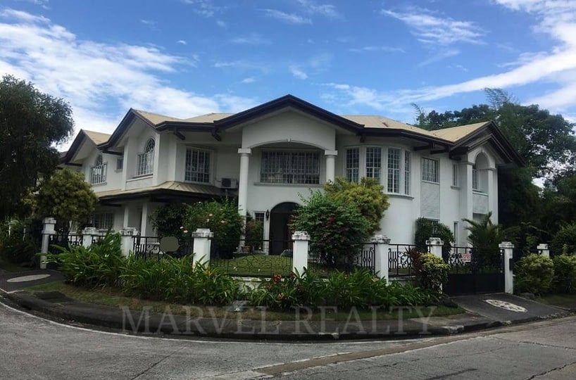 For Lease 4BR H&L in AAV