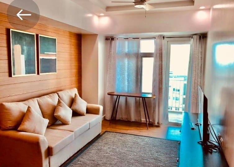 1BR For Lease/Sale in Meranti, Two Serendra
