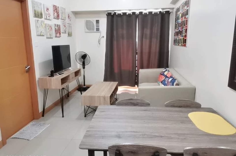 For Lease 1BR in Trion Tower 2
