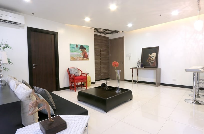 For Sale 2BR Penthouse in The Fort Residences