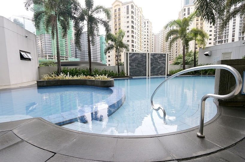 For Sale 2BR Penthouse in The Fort Residences
