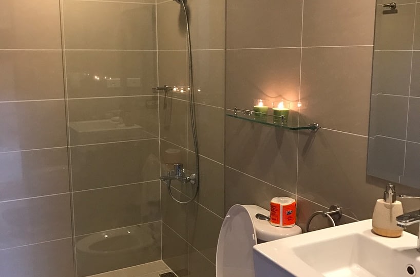 Studio Unit in Venice Tower 2 For Lease & Sale