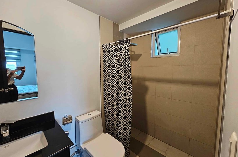 Condo Unit at Meranti Two Serendra for Sale