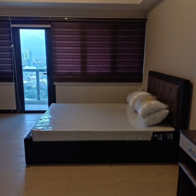3BR in Salcedo SkySuites For Sale