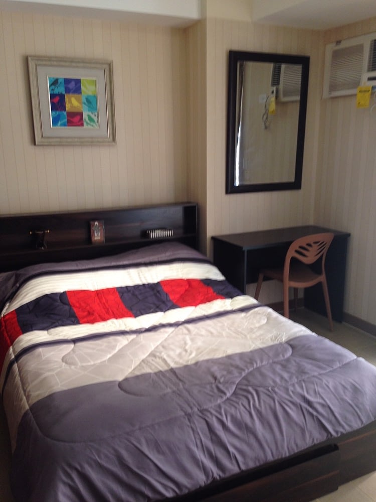 Studio Unit in Venice Tower 2 For Lease & Sale